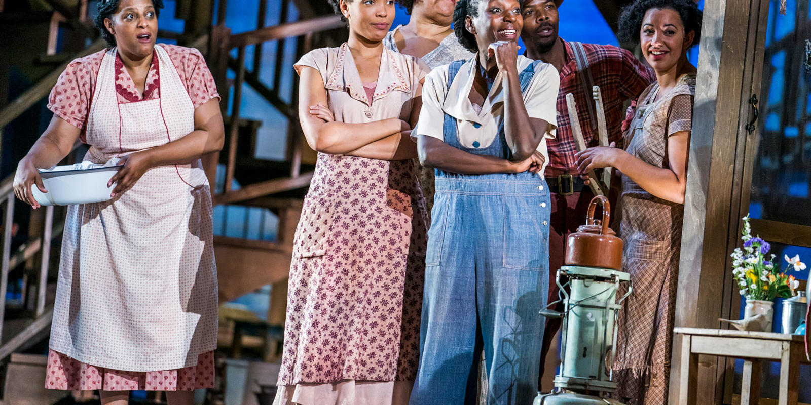 ENO Porgy and Bess: Chorus (c) Tristram Kenton