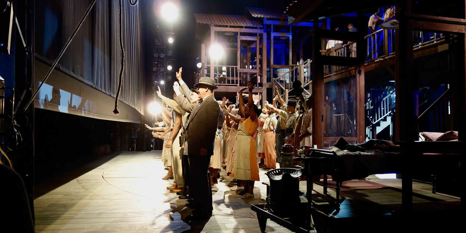 The curtain comes down on Porgy and Bess ensemble during their curtain call