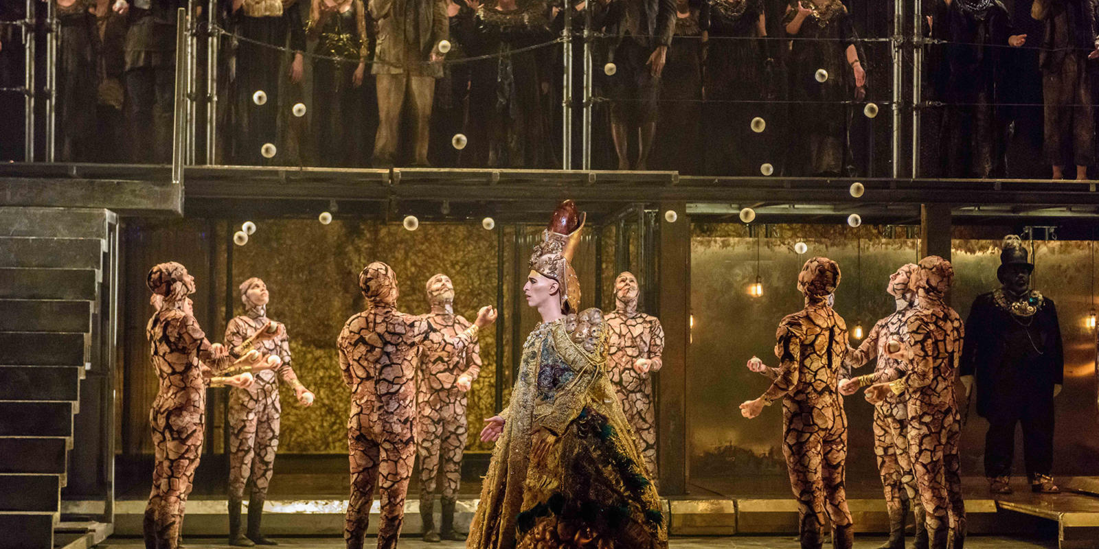 ENO1819 Akhnaten: Anthony Roth Costanzo and Gandini Jugglers © Jane Hobson