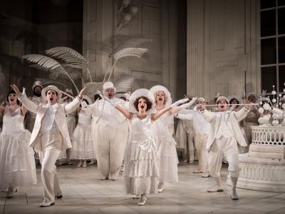 ENO The Mikado 2019 © Genevieve Girling