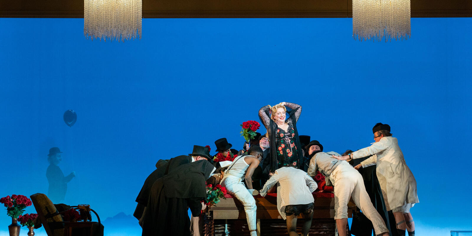 ENO The Dead City 2023, Allison Oakes, Ensemble, © Helen Murray (269)