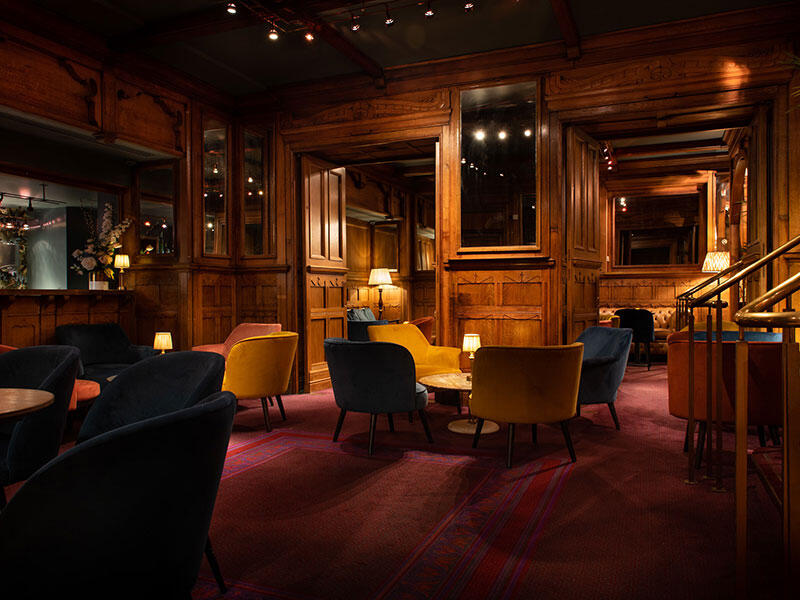 Interior of the restaurant - American Bar - inside the London Coliseum