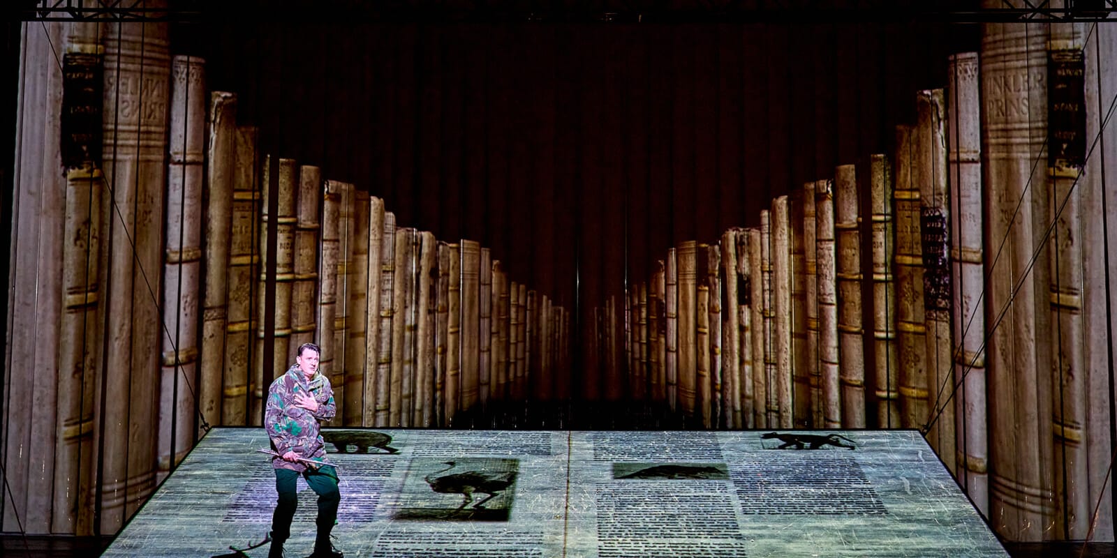 Norman-Reinhardt,-ENO’s-The-Magic-Flute-2024-©-Manuel-Harlan