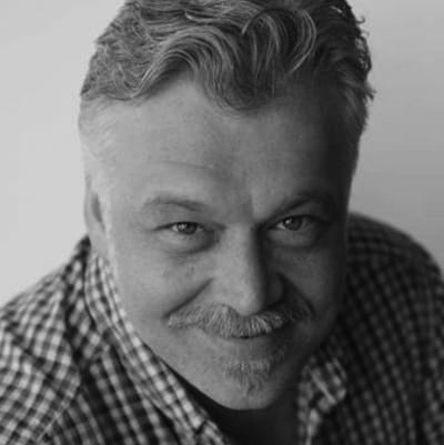 Headshot of David Kempster, Baritone